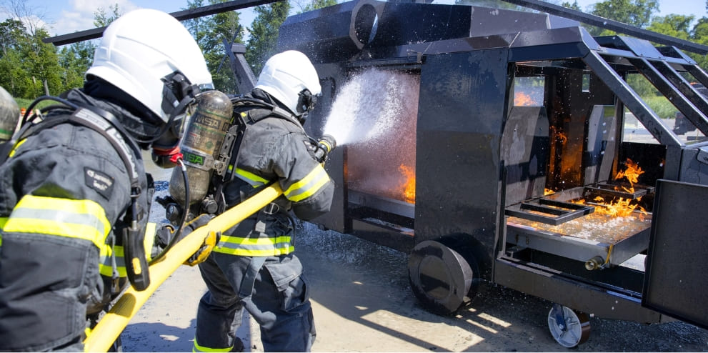 Feuerwehr Equipment: Über 26.061 lizenzfreie lizenzierbare
